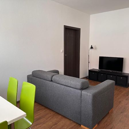 Apartman Ab Kryte Parkovani Zdarma 체스케부데요비체 외부 사진